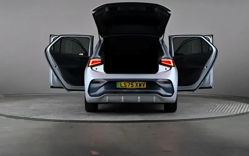 Used Cupra Born e-Boost 169 kW (231 HP) 2025 Silver Hatchback