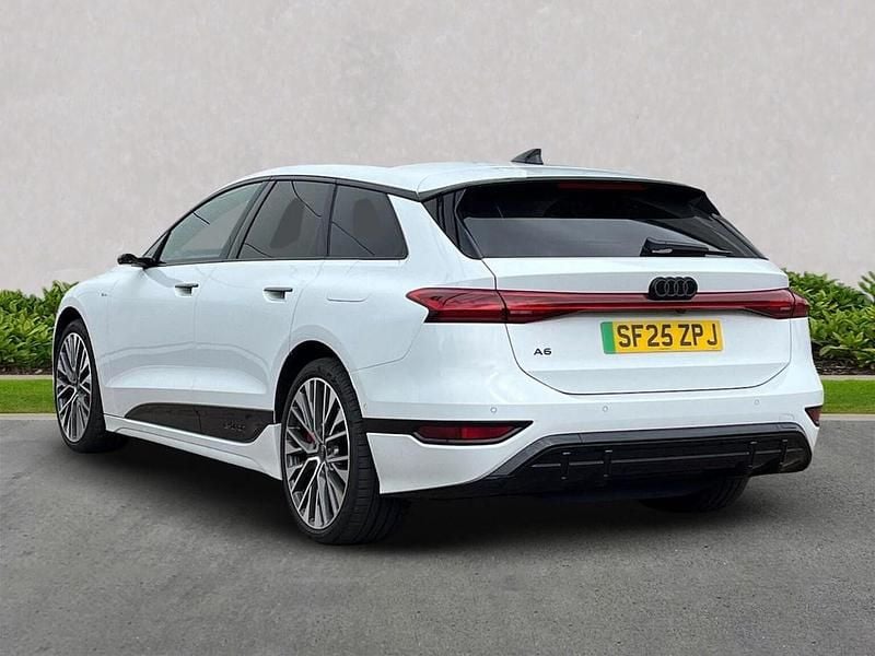 Used Audi A6 e-tron Performance 269 kW (367 HP) 2025 White Estate