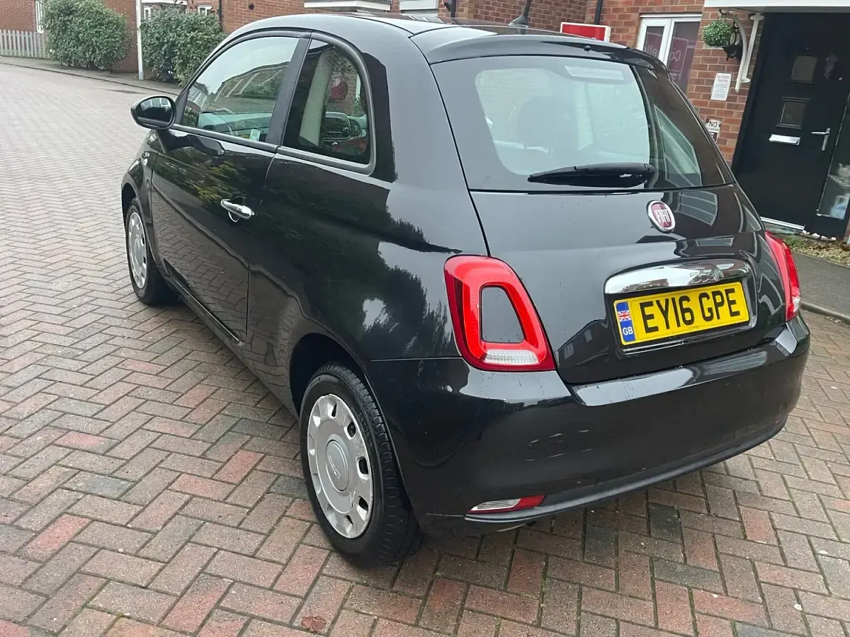 Used Fiat 500 Pop 69 HP (50 kW) 2016 Black Hatchback