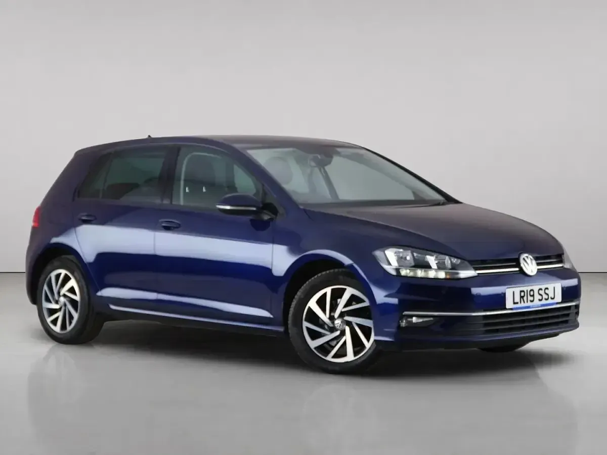 Used VW Golf VII Match 150 HP (110 kW) 2019 Hatchback