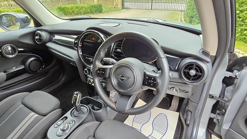 Used Mini Cooper SE Hatch 33 kW (45 HP) 2022 Grey Hatchback