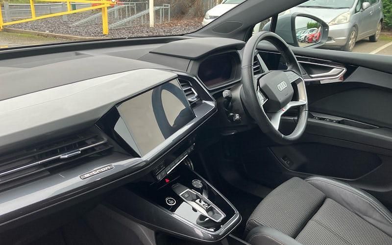 Used Audi Q4 e-tron S-Line 150 kW (204 HP) 2023 Grey SUV