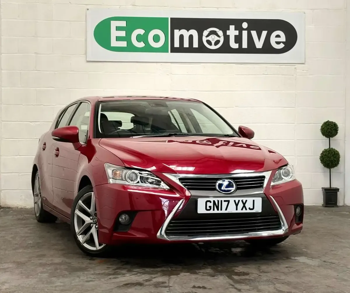 Used Lexus CT200h Executive Line 2017 Red Hatchback