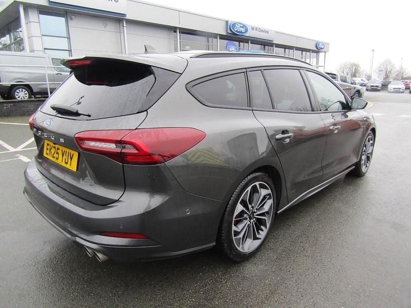 Used Ford Focus ST-Line X 2025 Magnetic grey Estate