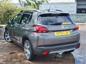 Used Peugeot 2008 Allure 120 HP (88 kW) 2019 Grey SUV