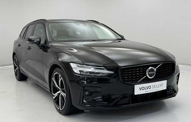 Used Volvo V60 Ultra 194 HP (142 kW) 2025 Estate