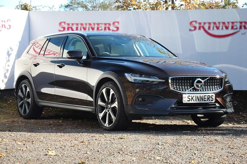 Bronze Used 2021 Volvo V60 CC Estate | £28,995 (A bit pricey) - Image 1/4