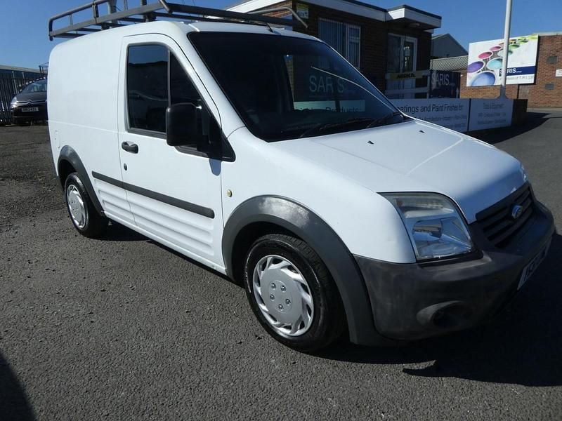 Used Ford Transit Connect 90 HP (66 kW) 2011 White MPV