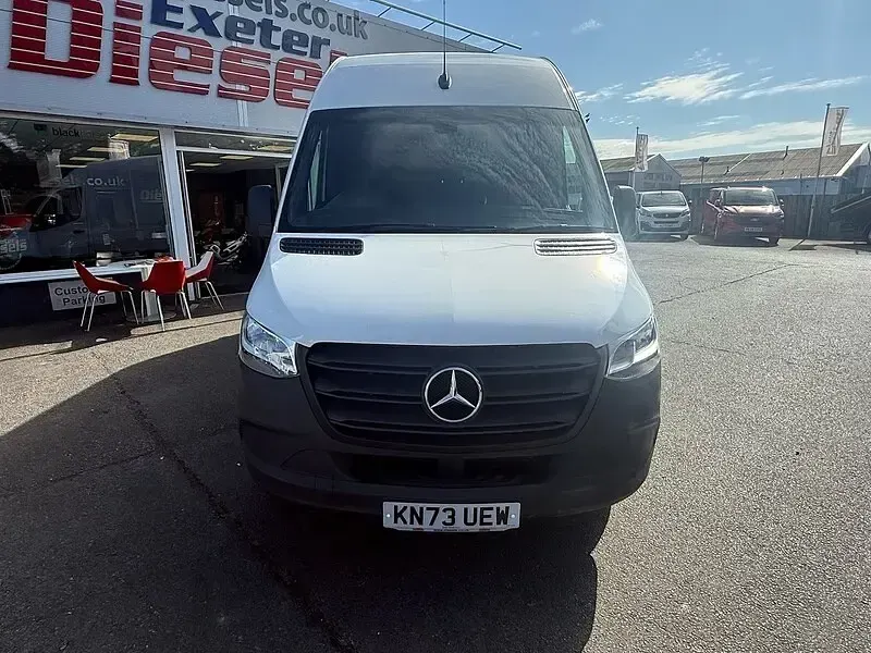 Used Mercedes Sprinter Progressive 148 HP (108 kW) 2023 White Van