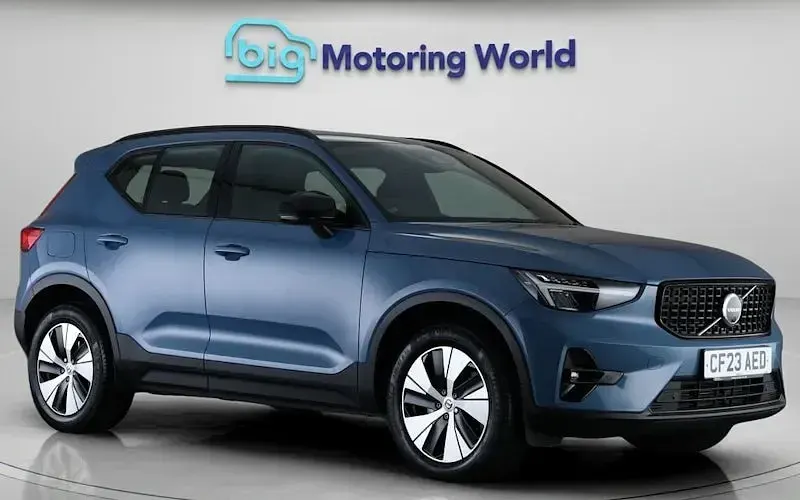 Used Volvo XC40 Plus 211 HP (155 kW) 2023 SUV
