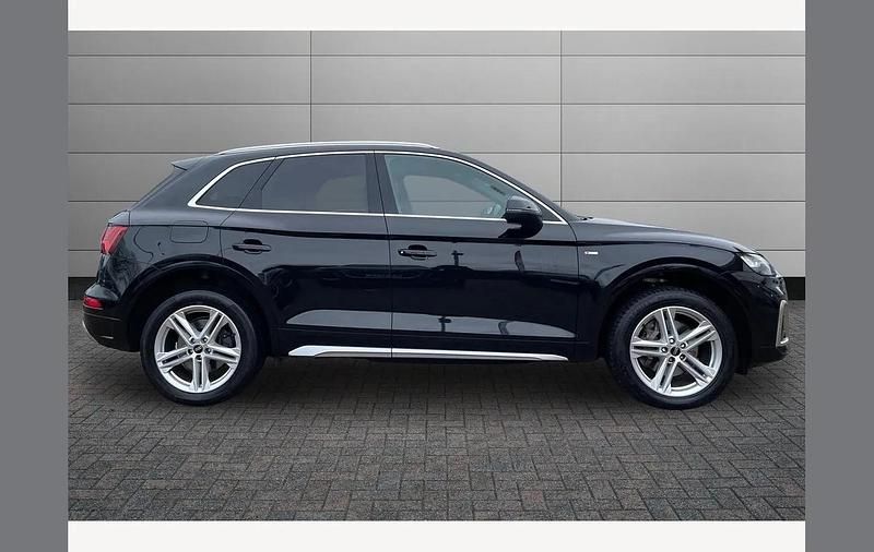 Used Audi Q5 S-Line 204 HP (150 kW) 2023 Black SUV