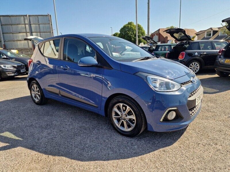Blue Used 2015 Hyundai i10 SE Hatchback | £6,995 (Fair price) - Image 1/4