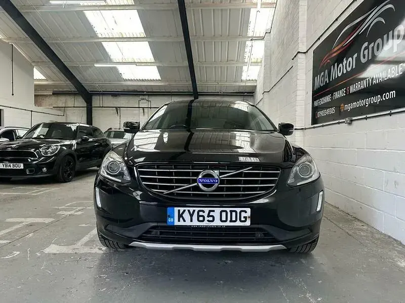 Used Volvo XC60 SE Lux 190 HP (139 kW) 2015 Black SUV