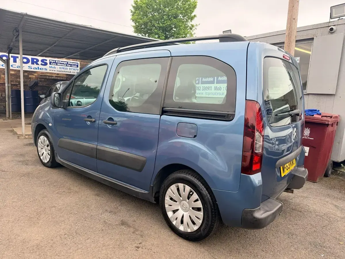 Used Citroën Berlingo XTR 90 HP (66 kW) 2013 Blue MPV