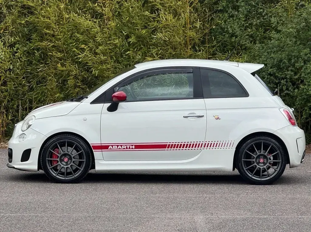 Used Abarth 500 135 HP (99 kW) 2011 White Hatchback