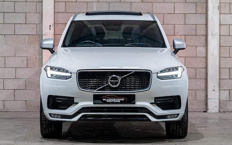 Used Volvo XC90 R-Design Pro 235 HP (172 kW) 2018 White SUV