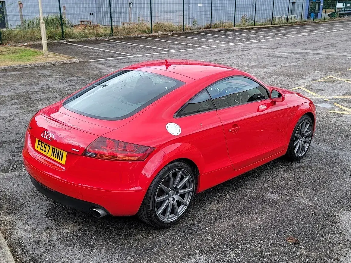 Used Audi TT 250 HP (183 kW) 2007 Red Coupe