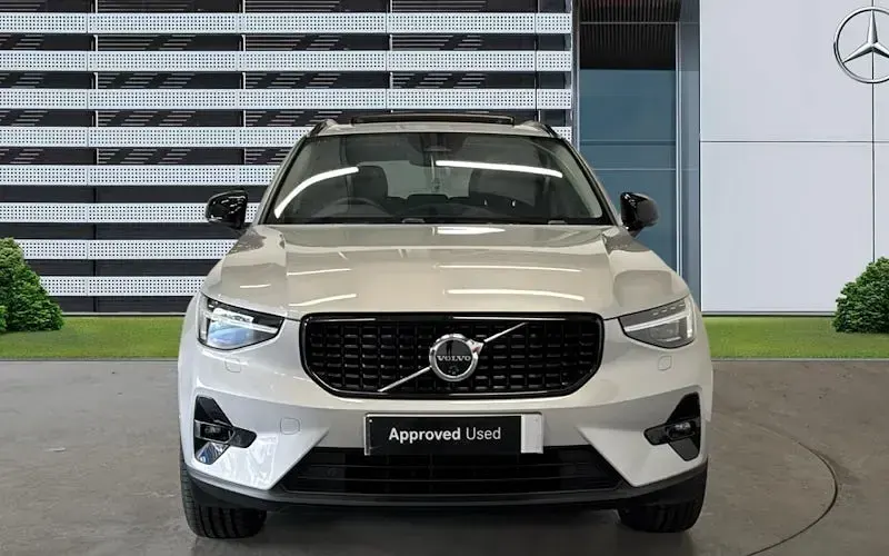 Used Volvo XC40 Ultra 197 HP (144 kW) 2026 SUV