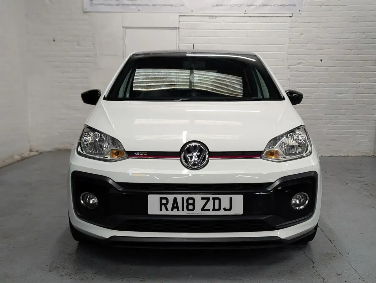 Begagnad VW up! GTI 115 HK (84 kW) 2018 Vit Halvkombi