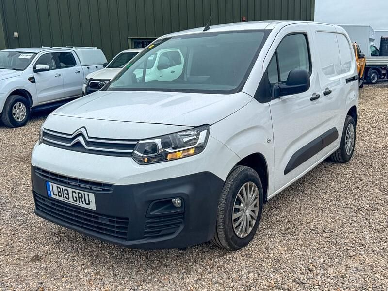 Used Citroën Berlingo 2019 White MPV