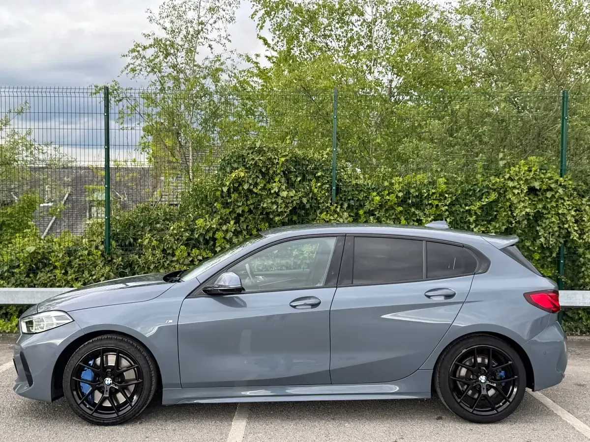 Begagnad BMW 118 M Sport 2020 Grå Halvkombi