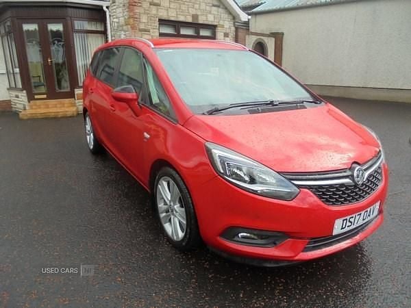 Red Used 2017 Vauxhall Zafira SRi MPV | £6,950 (A bit pricey) - Image 1/4