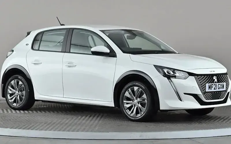 Used Peugeot e-208 Allure 100 kW (136 HP) 2021 Hatchback