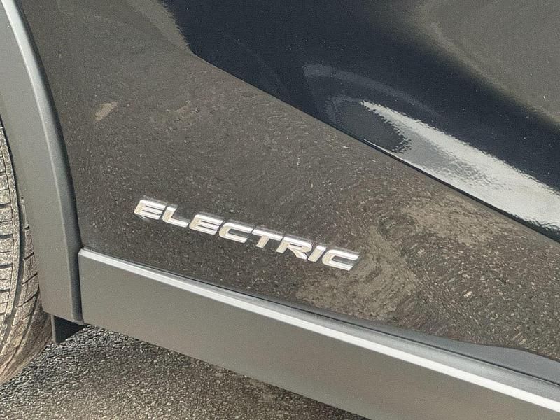 Used Lexus UX 150 kW (204 HP) 2022 Black SUV