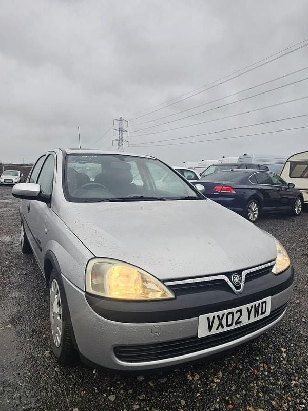 Silver Used 2002 Vauxhall Corsa Comfort Hatchback | £1,500 (Good price) - Image 1/4