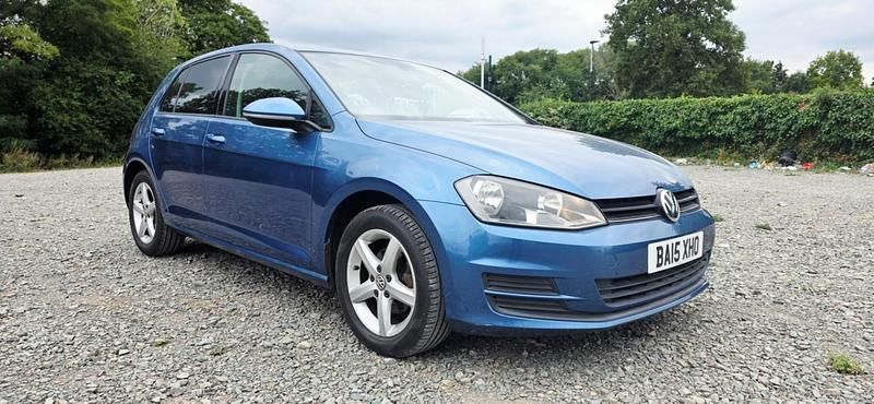Begagnad VW Golf VII 2015 Blå Halvkombi