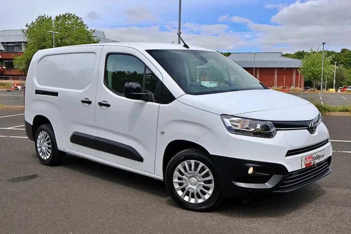 Used Toyota Proace City City 2023 White MPV