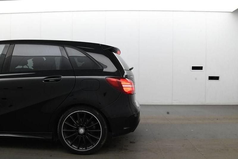 Used Mercedes B180 AMG line 109 HP (80 kW) 2017 Black MPV