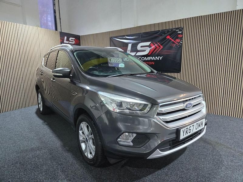 Used Ford Kuga Titanium 120 HP (88 kW) 2017 Grey SUV