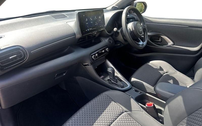 Nowe Mazda 2 Homura-Line 116 KM (85 kW) 2026 Niebieski Hatchback