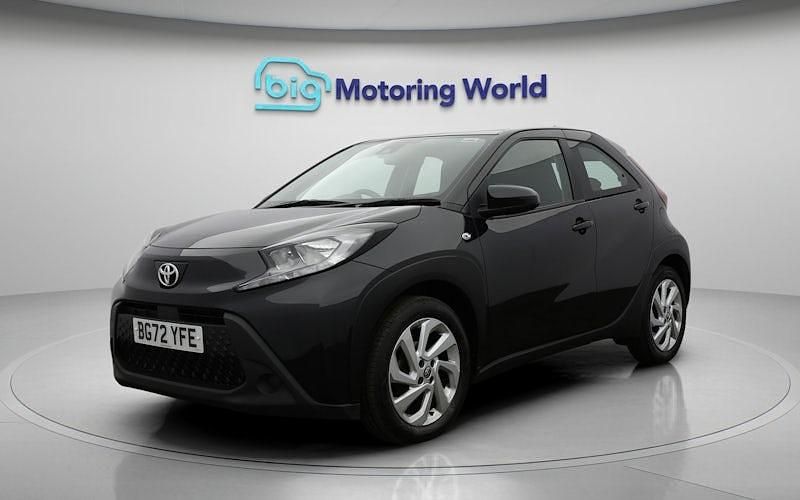 Used Toyota Aygo X PURE 72 HP (52 kW) 2025 SUV