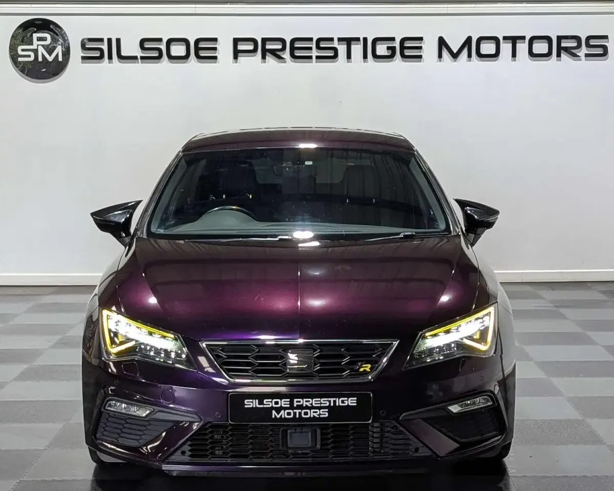 Used Seat Leon Black Edition 2020 Mauve/purple Hatchback