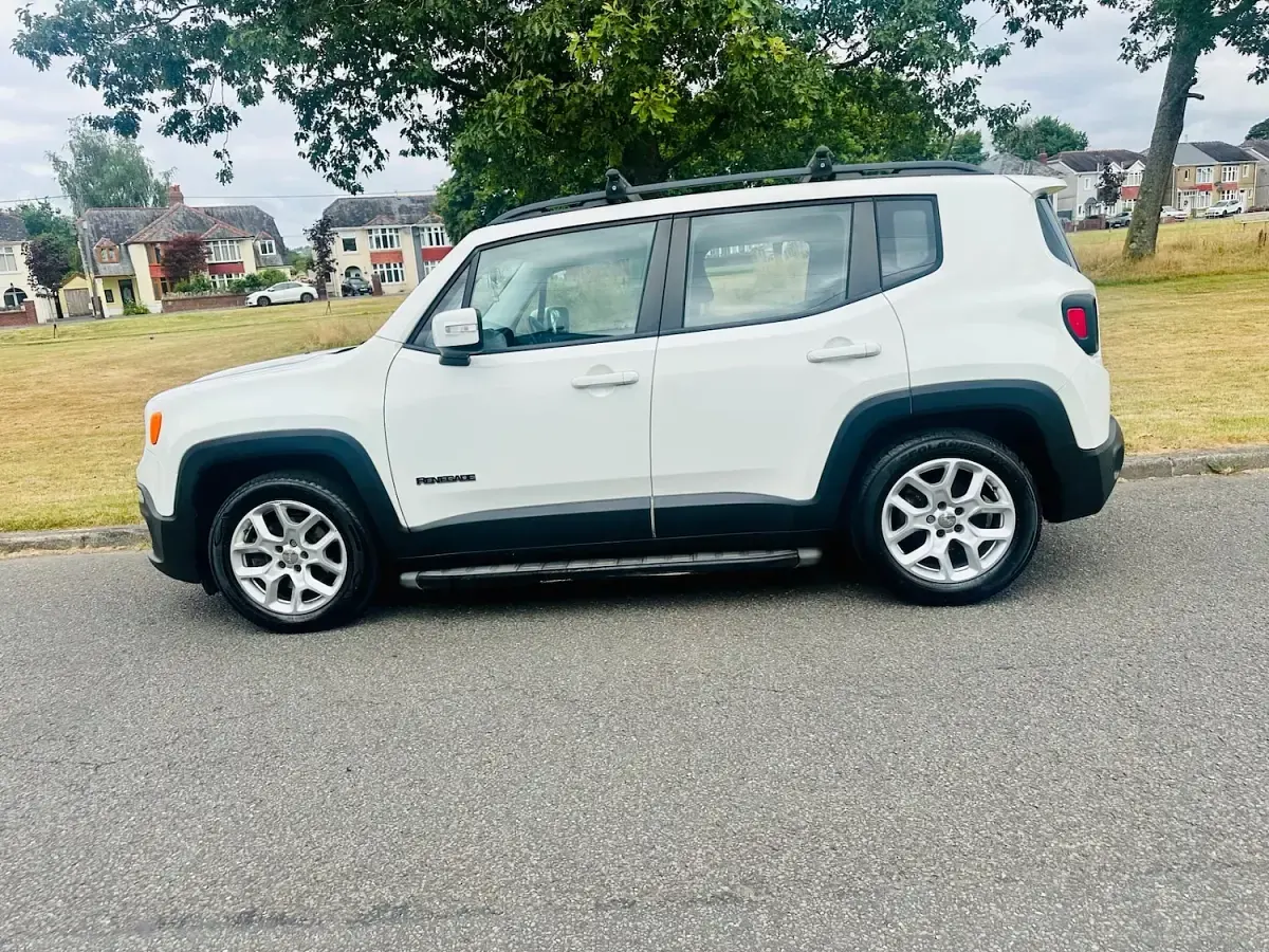 Used Jeep Renegade Longitude 109 HP (80 kW) 2015 White SUV