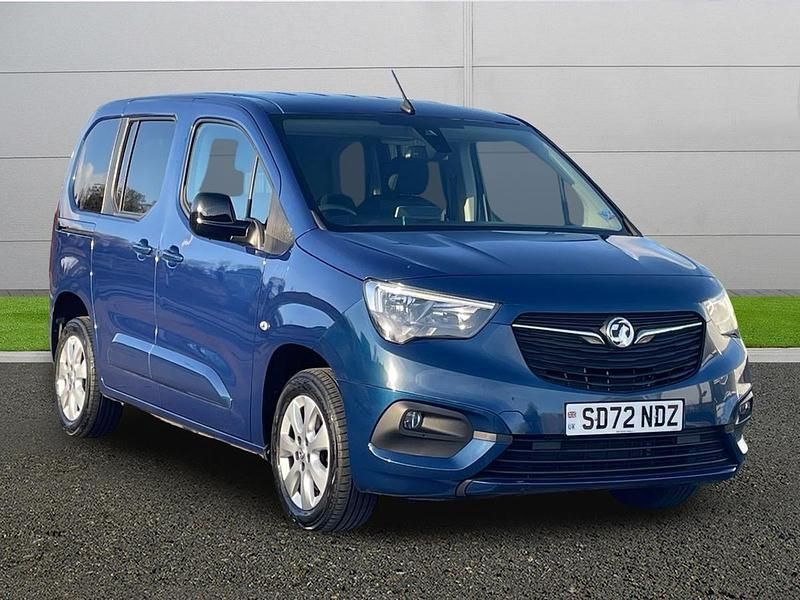 Blue Used 2022 Vauxhall Combo MPV | £16,195 (A bit pricey) - Image 1/4