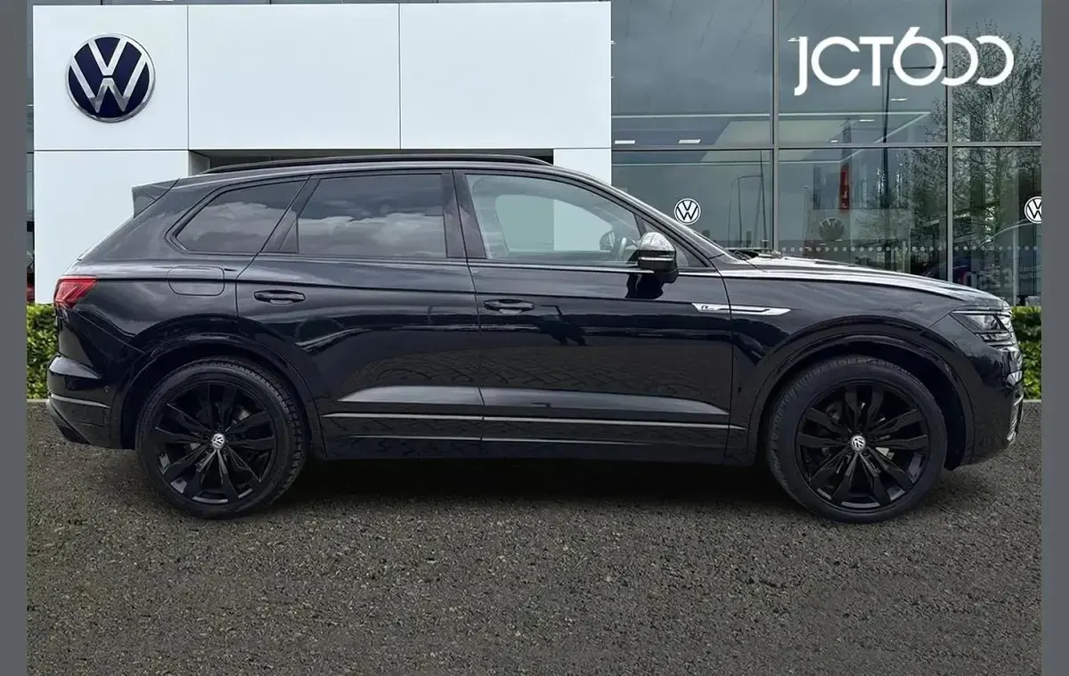 Used VW Touareg Black Edition 286 HP (210 kW) 2020 Black SUV