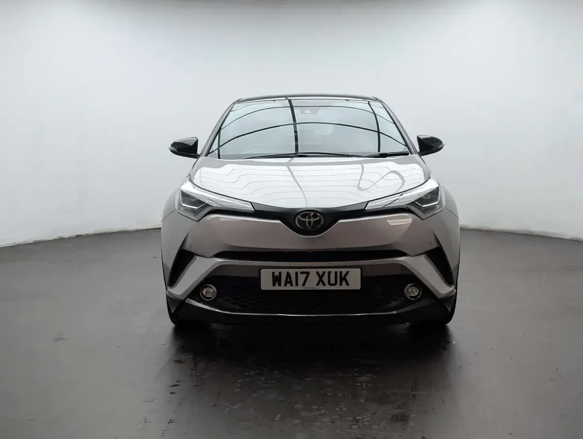 Używany Toyota C-HR 116 KM (85 kW) 2017 Srebrny SUV