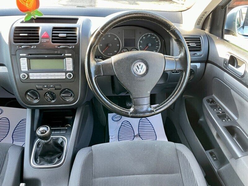 Image 3/4