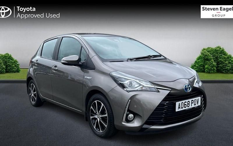 Used Toyota Yaris Hybrid 101 HP (74 kW) 2019 Hatchback