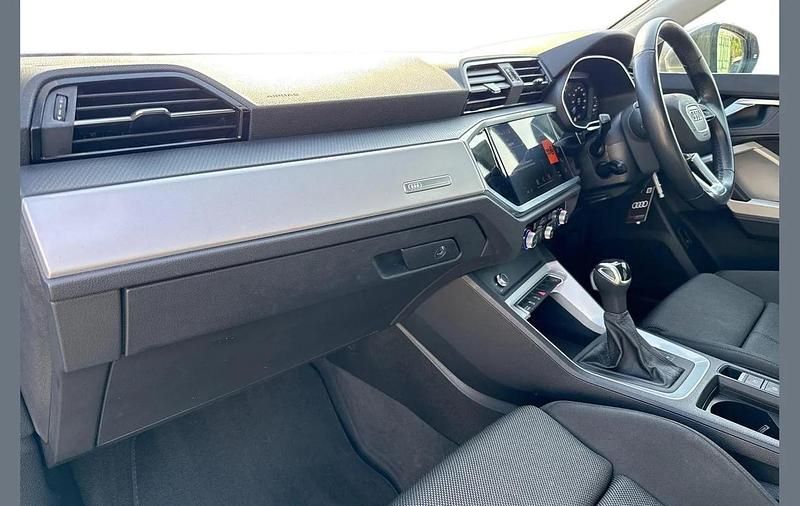 Used Audi Q3 Sport 150 HP (110 kW) 2023 Grey SUV