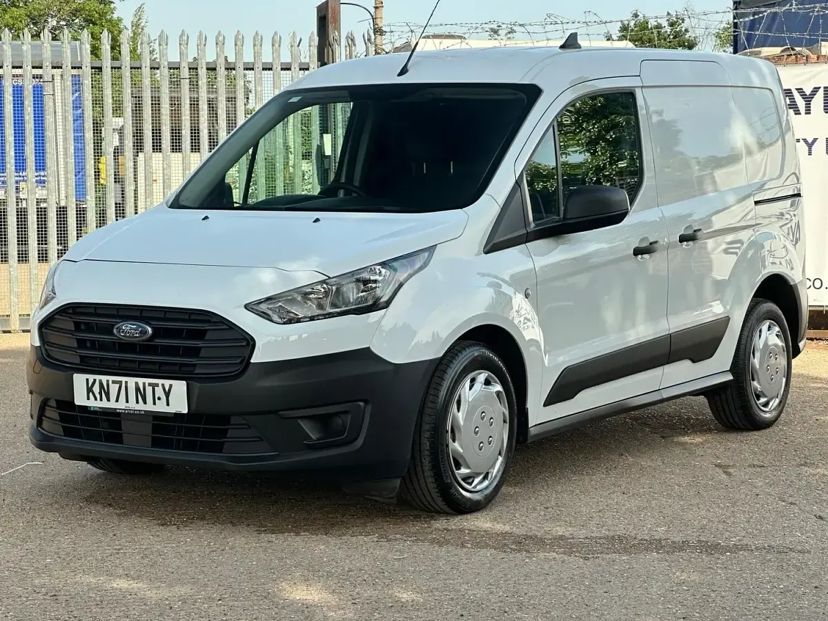 Used Ford Transit Connect 75 HP (55 kW) 2021 White MPV
