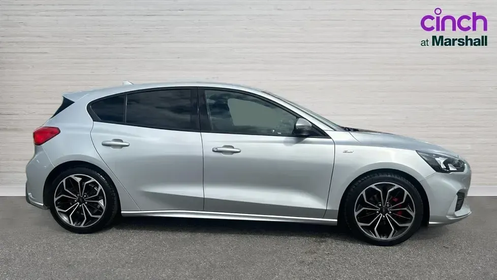 Used Ford Focus ST-Line X 125 HP (91 kW) 2019 Silver