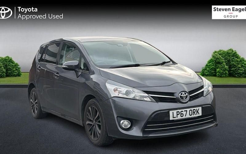 Used Toyota Verso Design 147 HP (108 kW) 2017 MPV