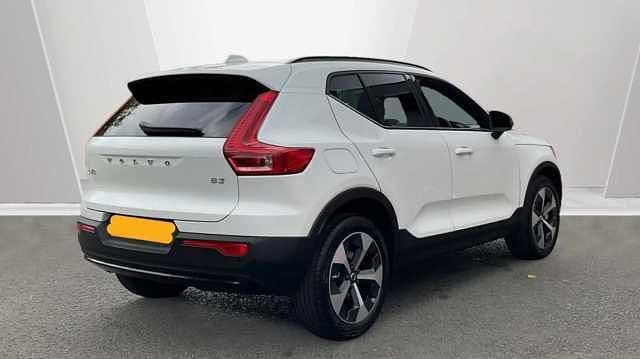 Used Volvo XC40 Plus 161 HP (118 kW) 2026 Blue SUV