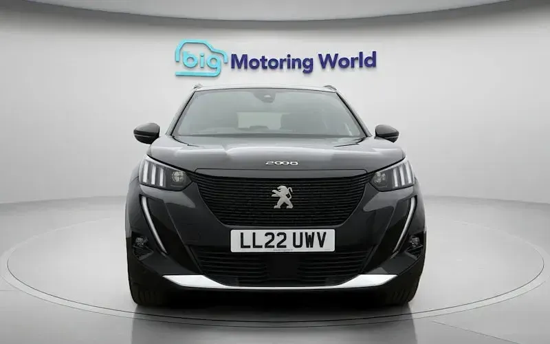 Used Peugeot e-2008 GTi 100 kW (136 HP) 2023 SUV