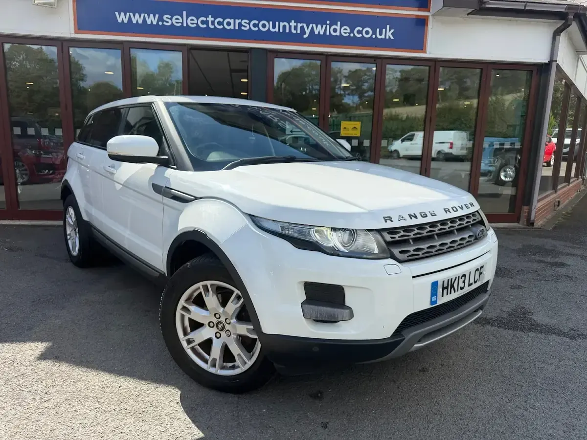 Used Land Rover Range Rover evoque Pure 190 HP (139 kW) 2013 White SUV