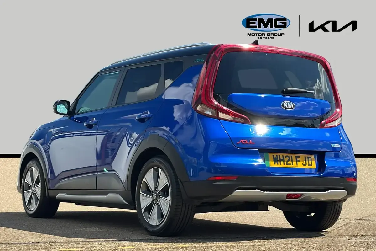 Used Kia Soul EV First Edition 147 kW (201 HP) 2021 Neptune blue /black roof SUV